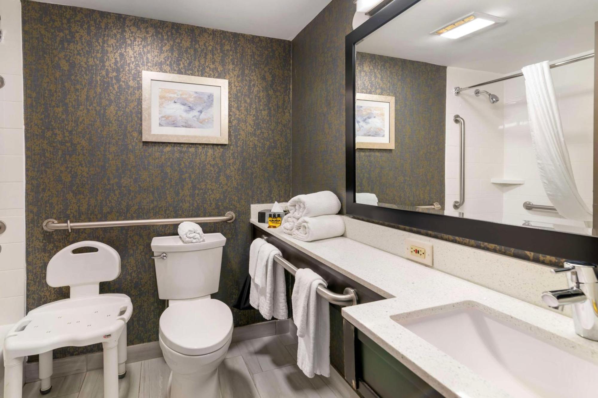 Best Western Plus Landmark Inn Лаконія Екстер'єр фото